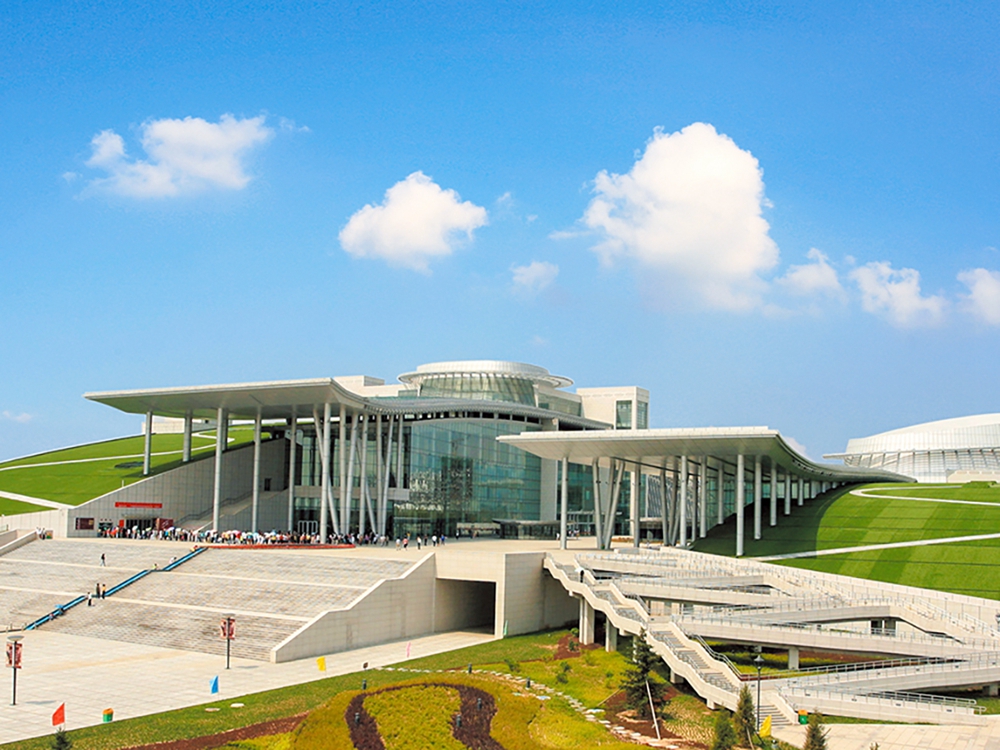 ���͹�������ʩ�����g